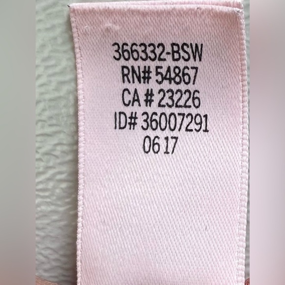 Victoria’s Secret Shorts With Elastic Waistband And Lace Embellishments Size XS - Picture 11 of 12